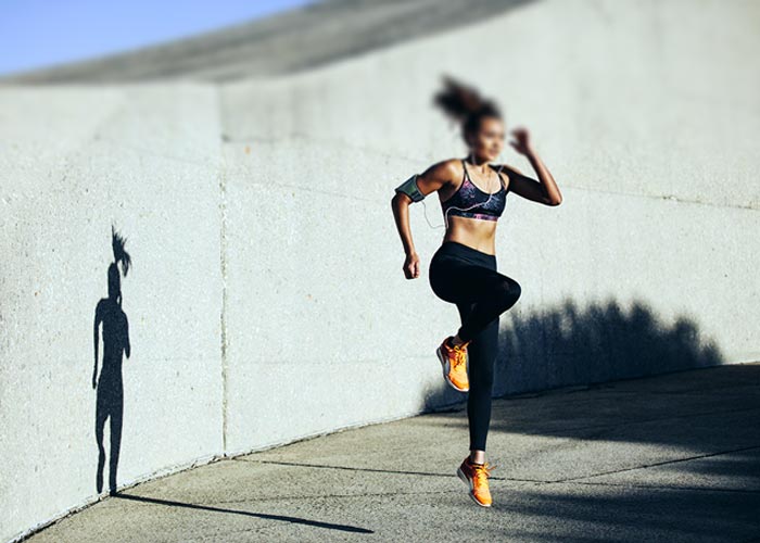 Entraînement-sportif-à-haute-intensité-pour-garder-la-forme